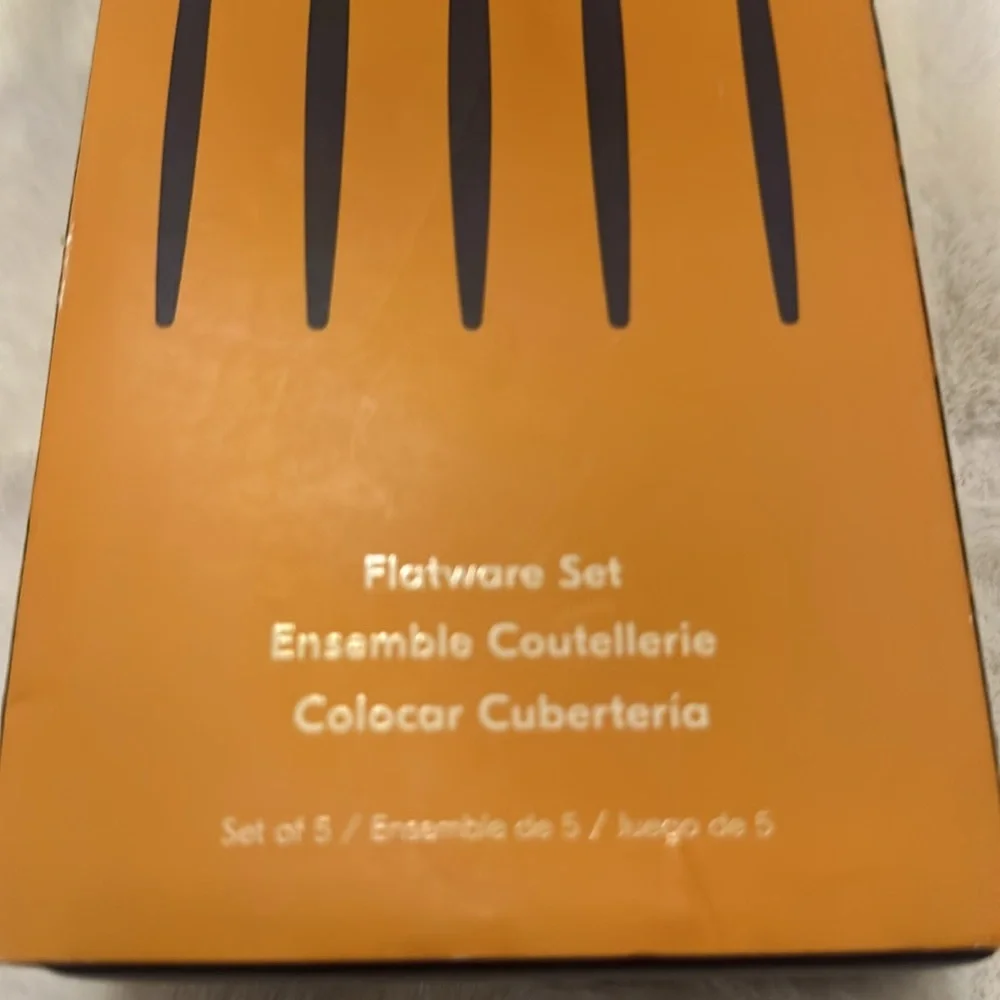 Flatware - Picture 2 of 7